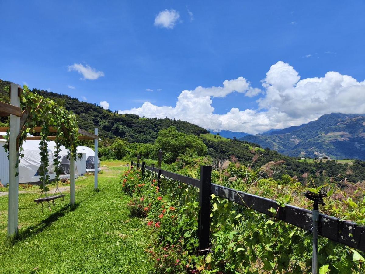 Villa Relax Zsenaj Kültér fotó